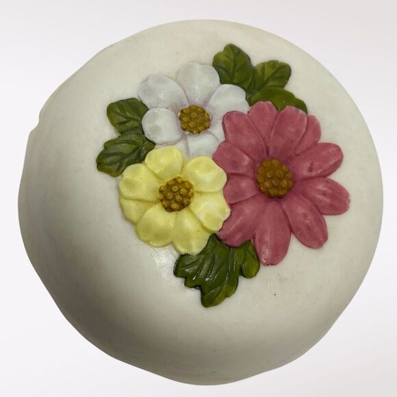 vintage | Round White Floral Trinket Dish - Picture 3 of 9